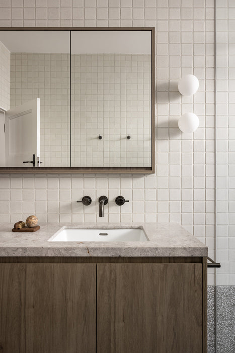 Round Quarter Turn Wall Top Assemblies - Shadow Gunmetal