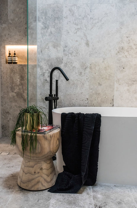 Round Pinless Freestanding Bath Spout & Hand Shower - Matte Black