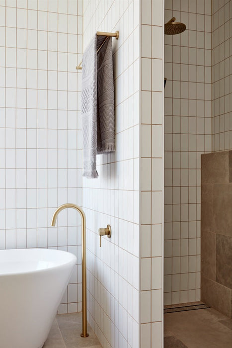 Round Double Towel Rail 900mm - Tiger Bronze