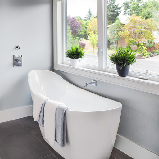 Evie 1660 Gloss White Bath